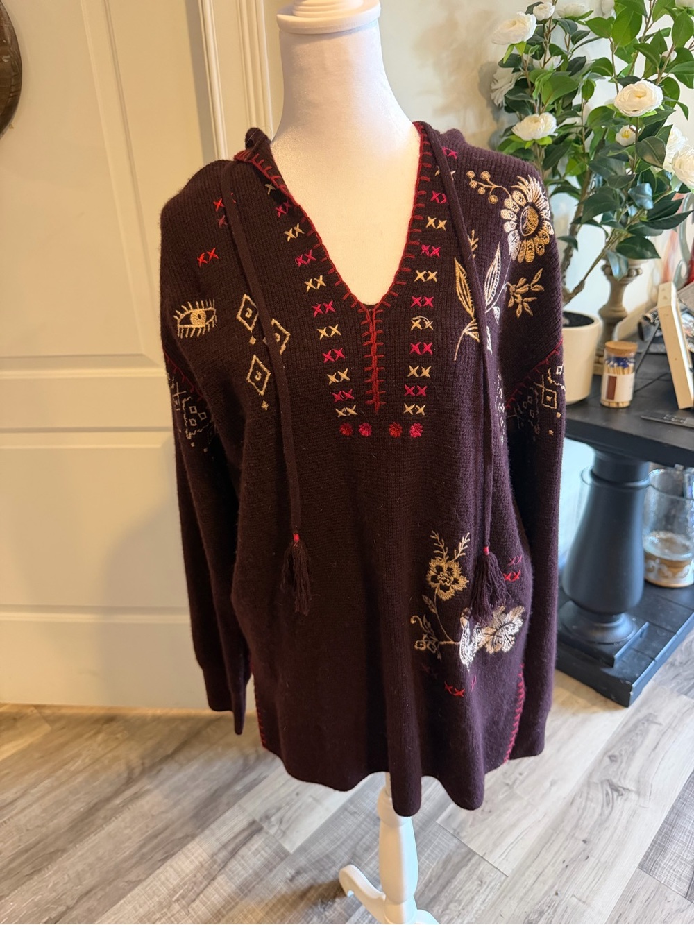 Johnny Was Embroidered Hooded V-Neck Sweater - Burgundy